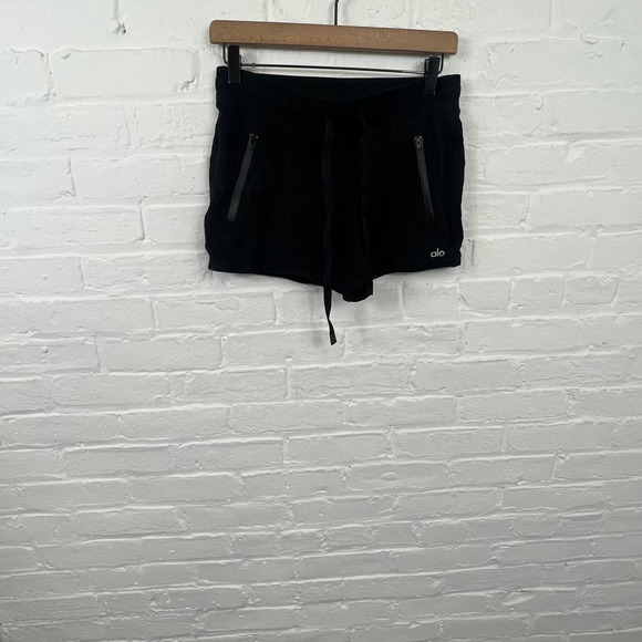 ALO Yoga Pants - Alo Yoga Women's Drawstring Athletic Shorts Elastic Waist Black Size Small